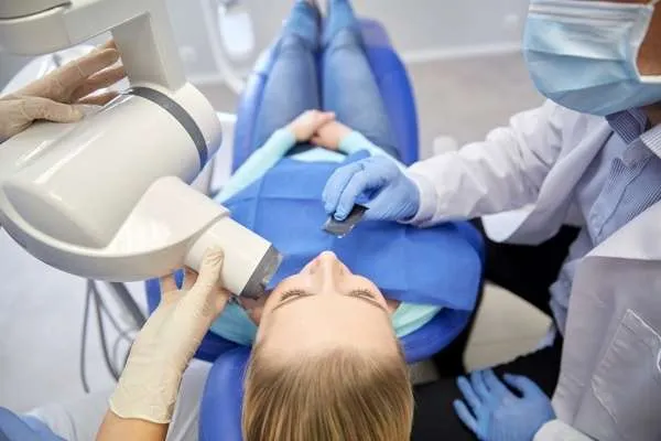 Osteoradionecrosis en maxilar y mandíbula